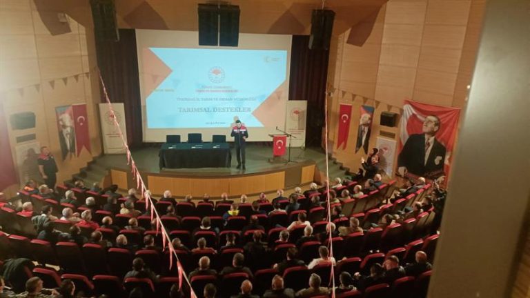 Çiftçilerle BuluşmaToplantısı Muratlı'da Yapıldı