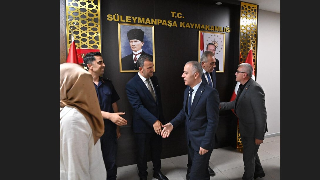 Kurban Bayramı Dolayısıyla Kaymakamlığımızda Bayramlaşma Programı Gerçekleştirildi