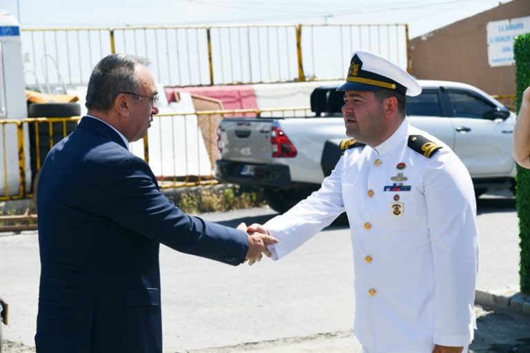 Vali Soytürk Süleymanpaşa Sahil Güvenlik Karakol Komutanlığı Personeli ile Bayramlaştı