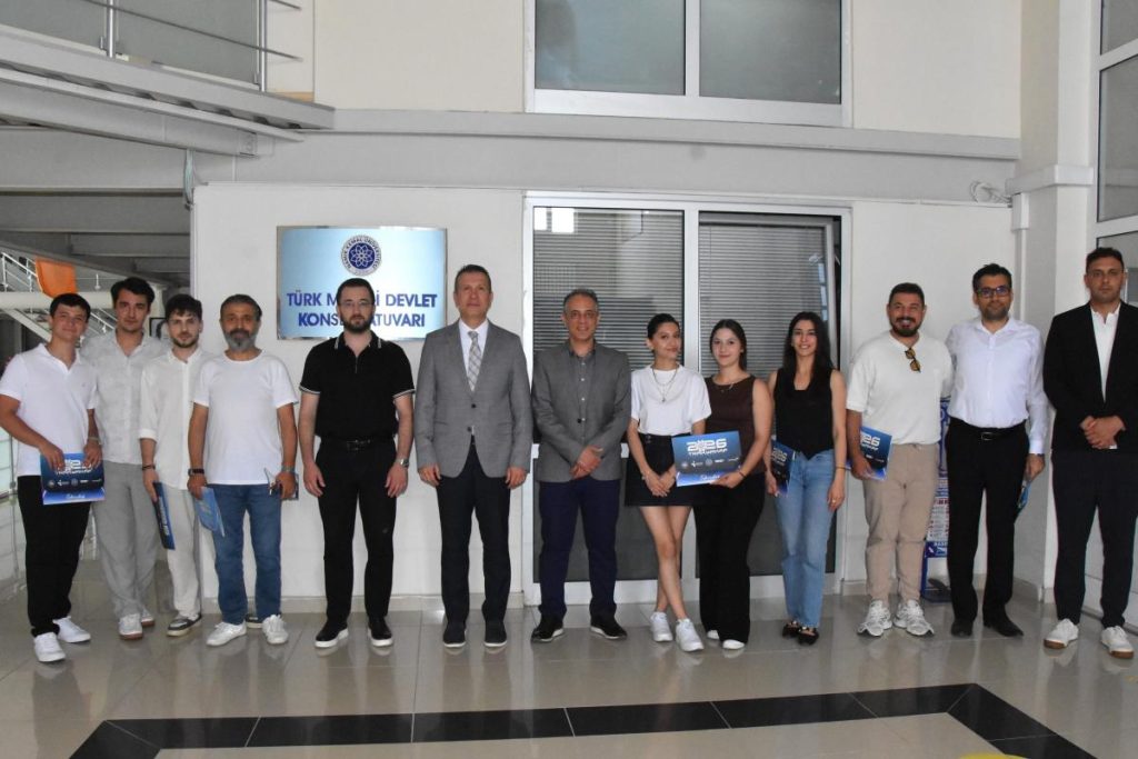 TRAKYA KARİYER FUARI KAPSAMINDA GÖREV ALAN TÜRK MÜZİĞİ DEVLET KONSERVATUVARI AKADEMİK PERSONELİ VE ÖĞRENCİLERİNE TEŞEKKÜR BELGESİ TAKDİMİ