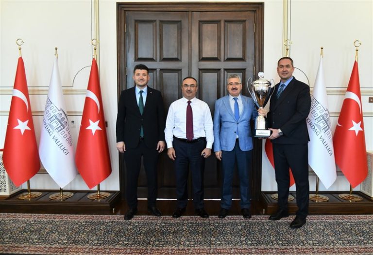 Vali Soytürk Şampiyon Basketbol Takımı’nı Kabul Etti