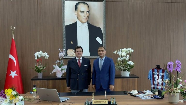 İl Millî Eğitim Müdürü Dr. Aziz Yeniyol'dan Marmaraereğlisi Kaymakamı Dr. Fatih Kızıltoprak'a Hayırlı Olsun Ziyareti