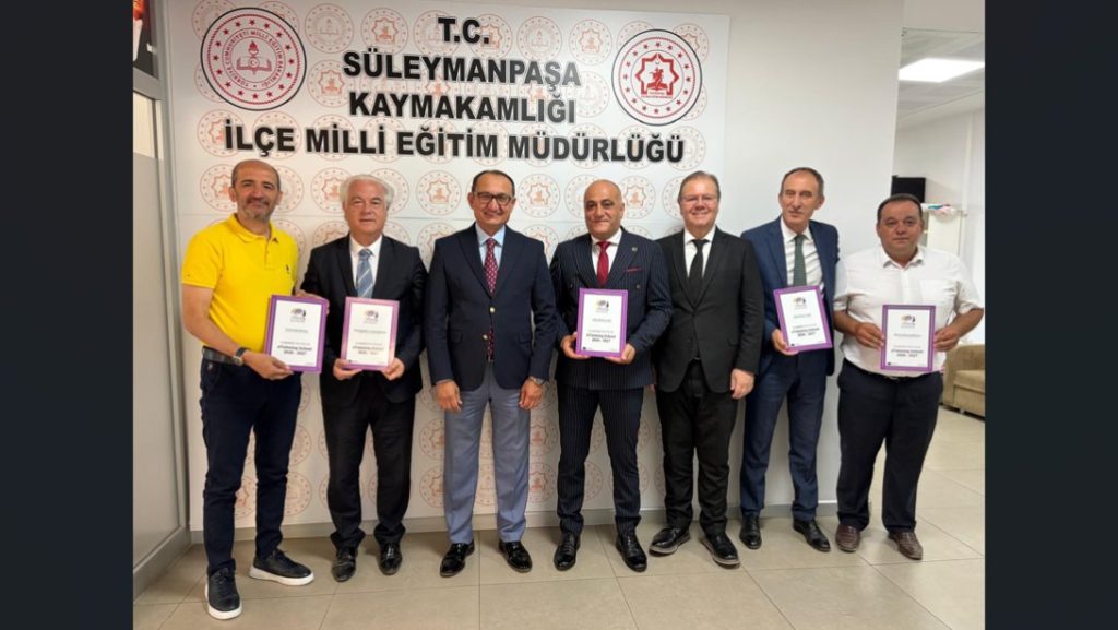 Süleymanpaşa'dan eTwinning'de Büyük Başarı: 5 Okul "2026-2027 eTwinning Okulu" Unvanı Kazandı