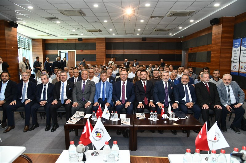 Tekstil Zirvesi Toplantısı Düzenlendi