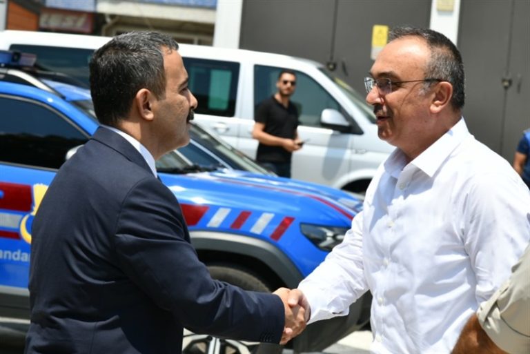 Vali Soytürk Saray Belediyesini Ziyaret Etti