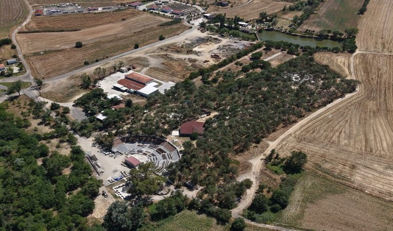 BÜYÜKŞEHİR'DEN MURATLI İNANLI ÇEŞMESİ MESİRE ALANI'NDA MODERN DÖNÜŞÜM