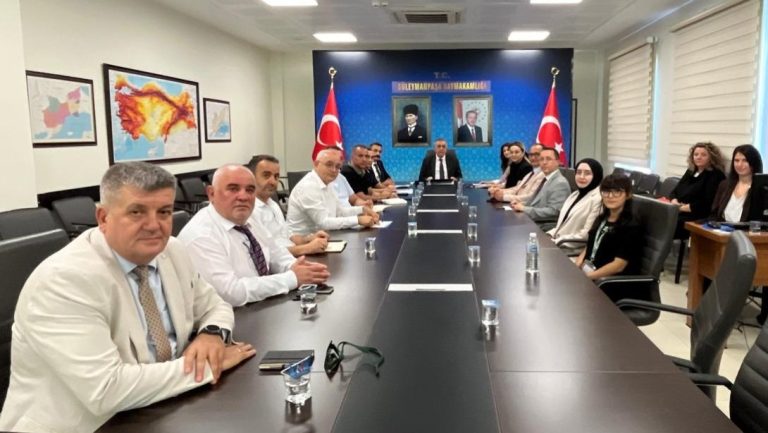 Kaymakamımız Sayın Mahmut Nedim TUNÇER başkanlığında, İlçe Protokolü üyelerinin katılımıyla Çocuk Koruma Kanununa Göre...