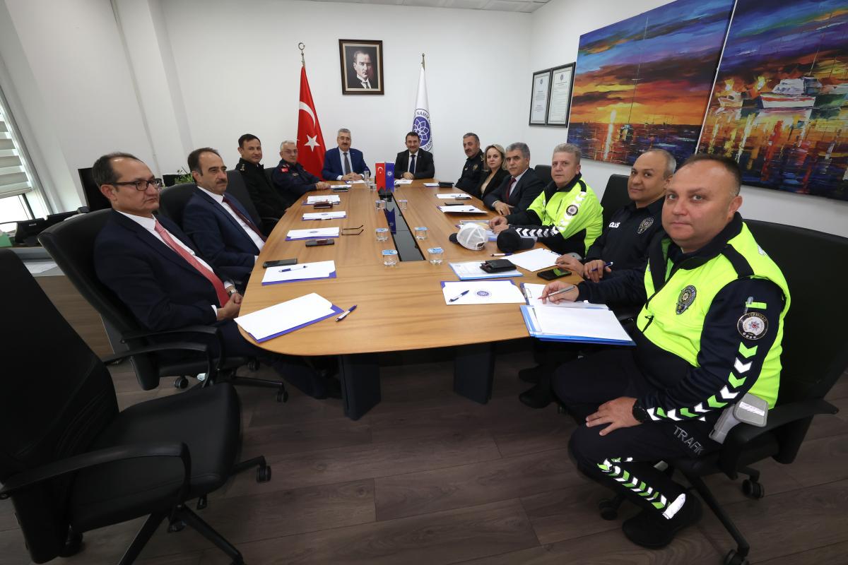 2026 ORTA ÖĞRETİM KPSS SINAVI ÖNCESİ ÖSYM İL KOORDİNASYON KURULU TOPLANTISI ÜNİVERSİTEMİZDE GERÇEKLEŞTİRİLDİ
