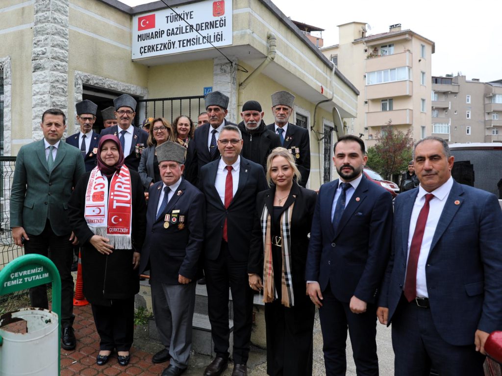 ESNAF VE SANATKARLARIMIZI, GAZİLERİMİZİ VE ŞEHİT AİLEMİZİ ZİYARET ETTİK