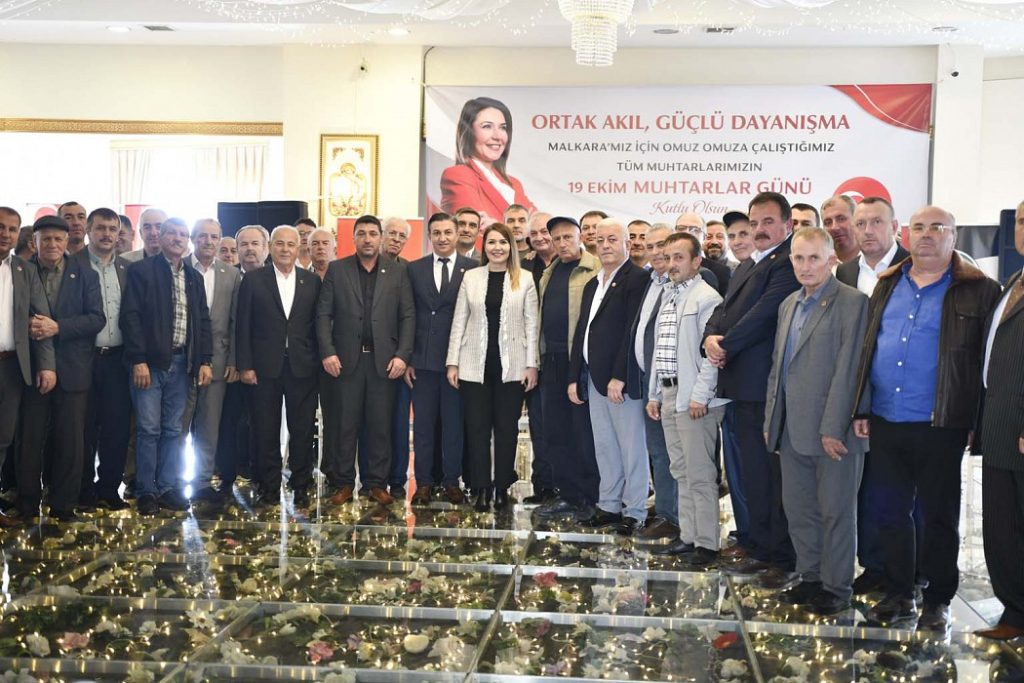 MALKARA BELEDİYE BAŞKANI NERGİZ KARAAĞAÇLI ÖZTÜRK, MUHTARLARLA BİR ARAYA GELDİ